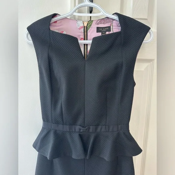 NWOT Ted Baker by London Nadaed Dress 
Size 0 - Picture 3 of 9